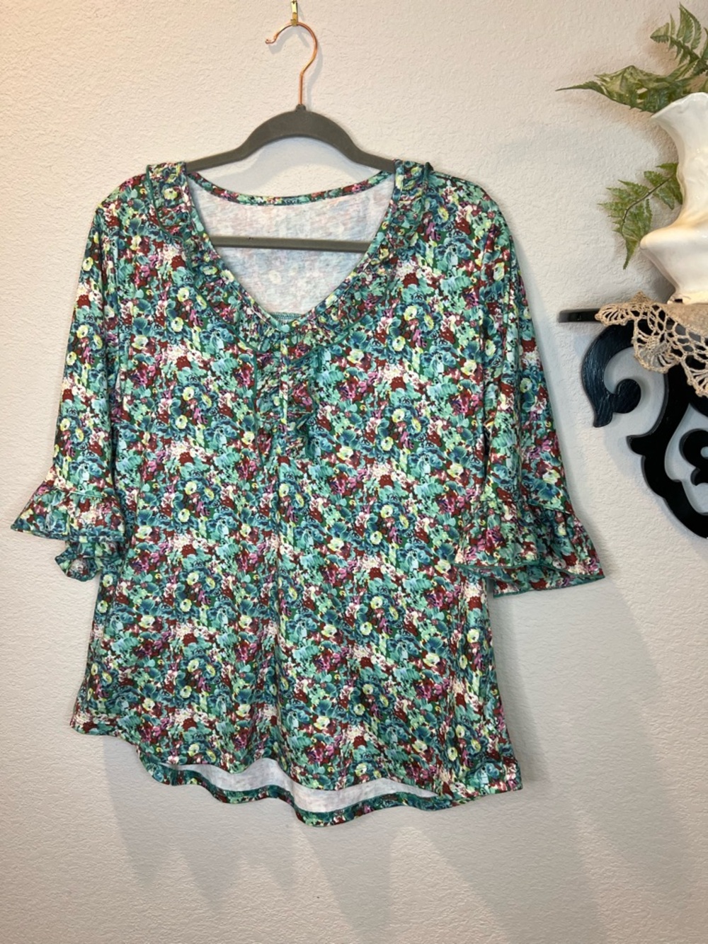 Ivicoer Fashion Green Pink Ditsy Floral Ruffle Stretch Blouse Sz XL CottageCore